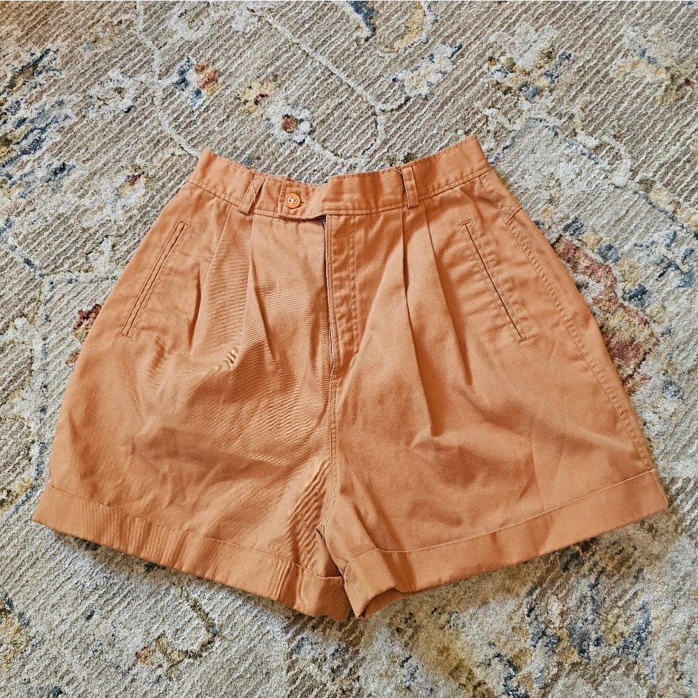 Macy's vintage high wasit dress shorts in rust color. Tag says 12 but fits small